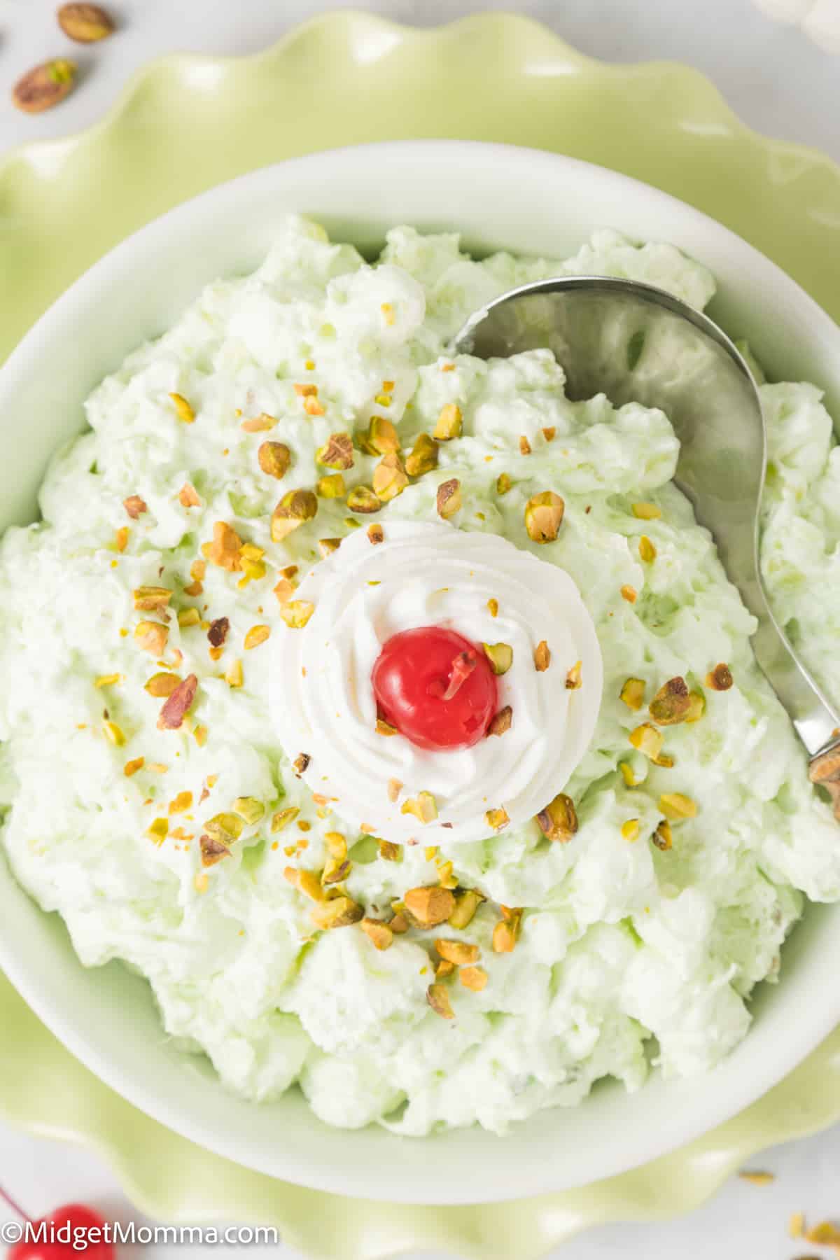 Watergate Salad Recipe (Pistachio Fluff Salad)