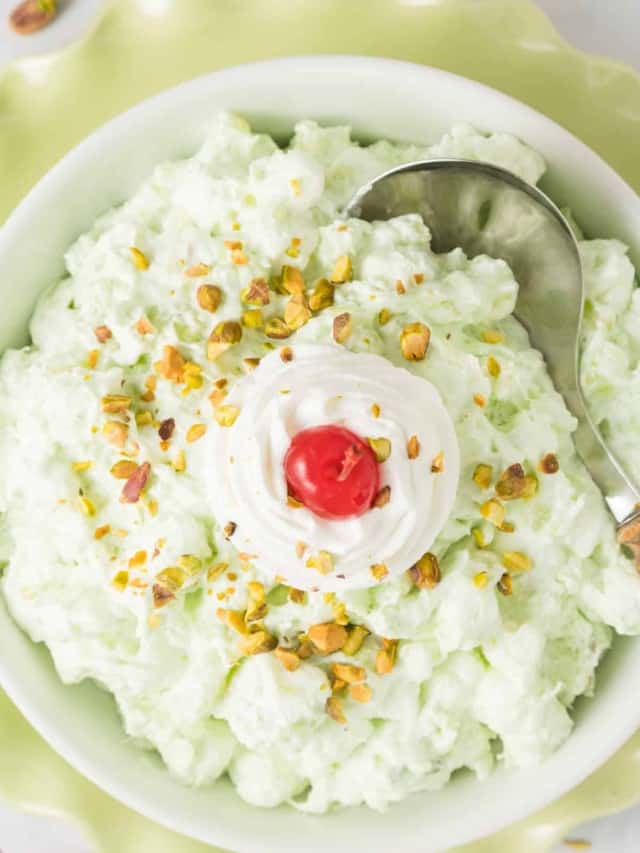 Easy Watergate Salad Recipe