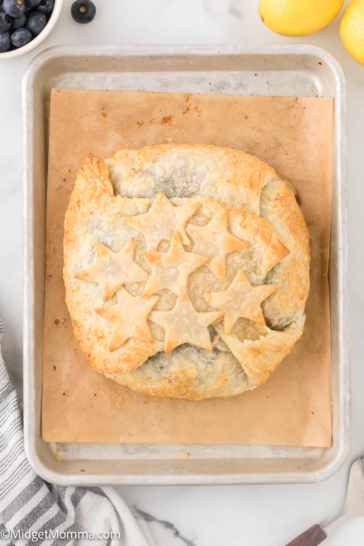 Baked Brie in Pie Crust · Easy Family Recipes