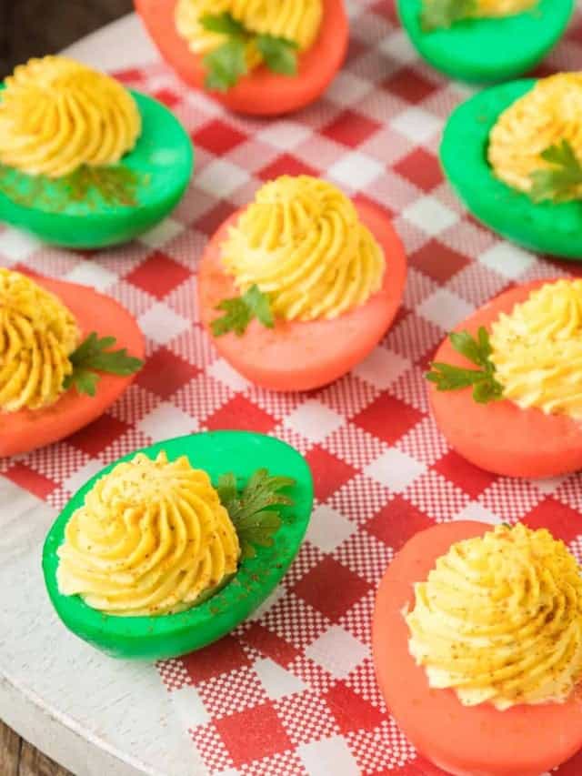 Festive Christmas Deviled Eggs Recipe