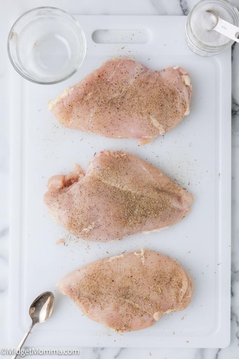 Garlic Butter Chicken Recipe (Skillet Chicken Recipe) • MidgetMomma