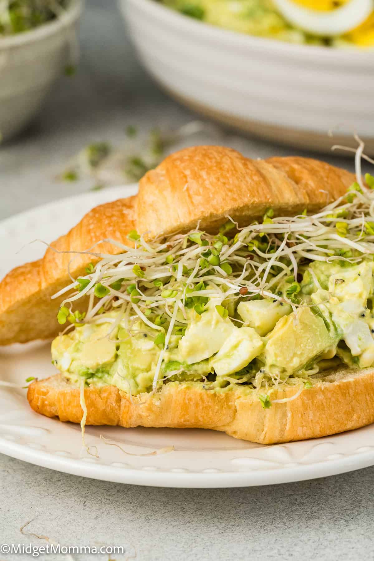 avocado-egg-salad-recipe-perfect-for-sandwiches