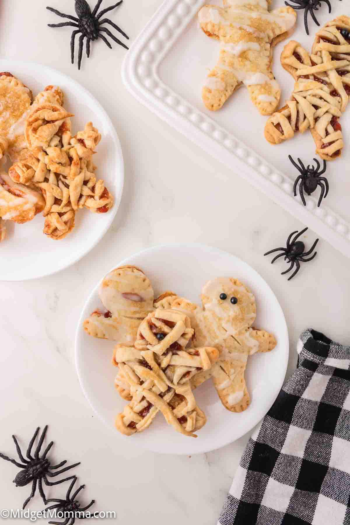 Mummy Fruit Hand Pies Recipe